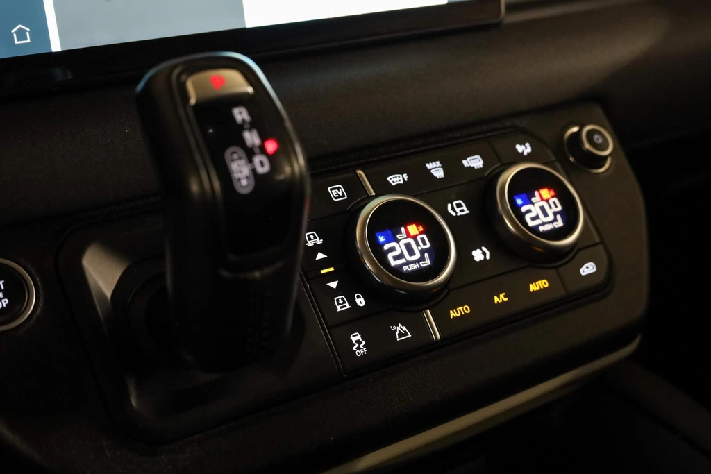Land Rover Defender – foto 19