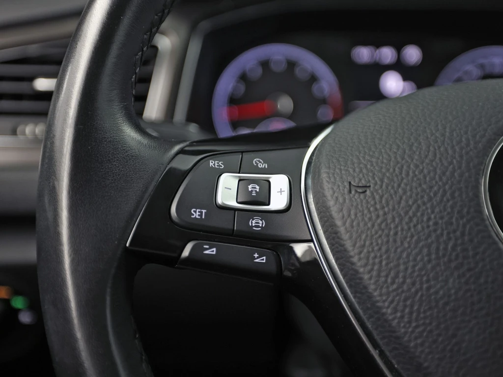 Volkswagen T-Roc – foto 19
