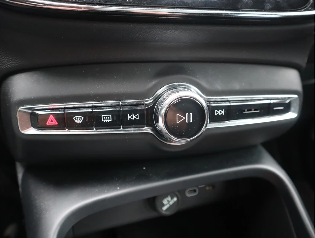 Volvo C40 – foto 42