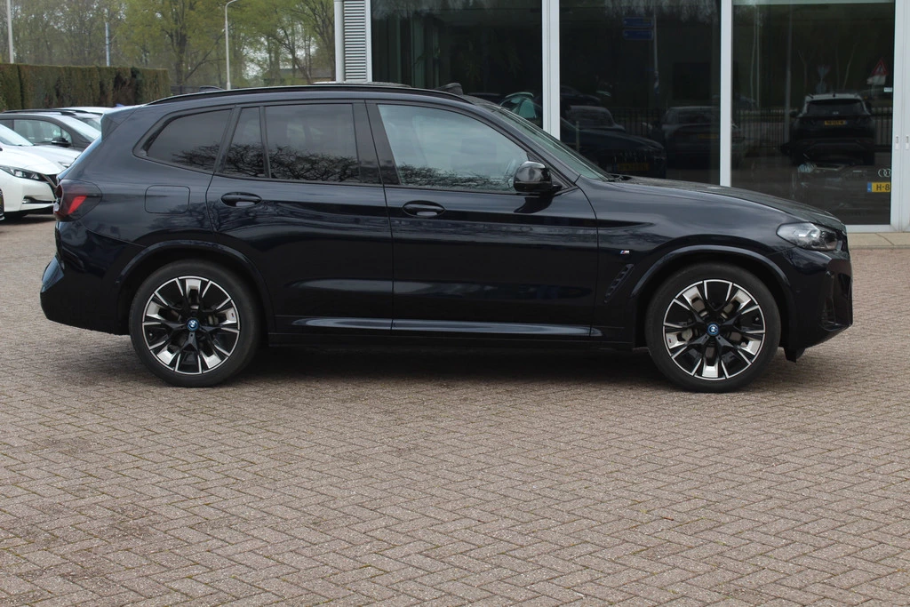 BMW iX3 – foto 3