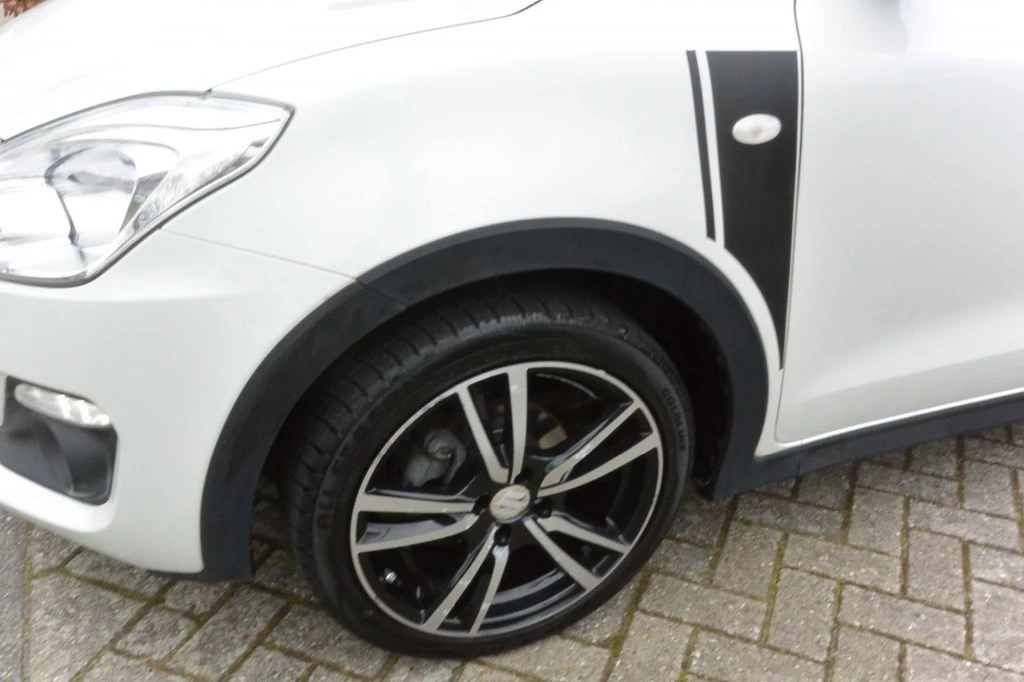 Suzuki Swift – foto 13