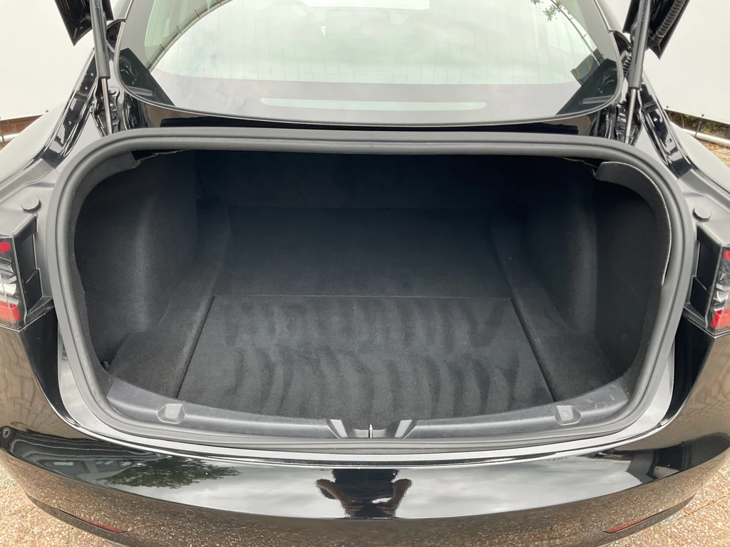 Tesla Model 3 – foto 36
