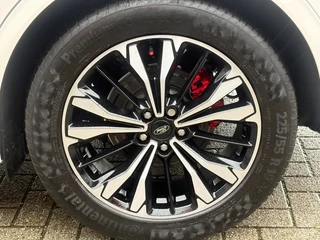 Ford Kuga – thumbnail 22