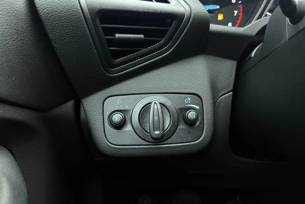 Ford C-MAX – foto 18