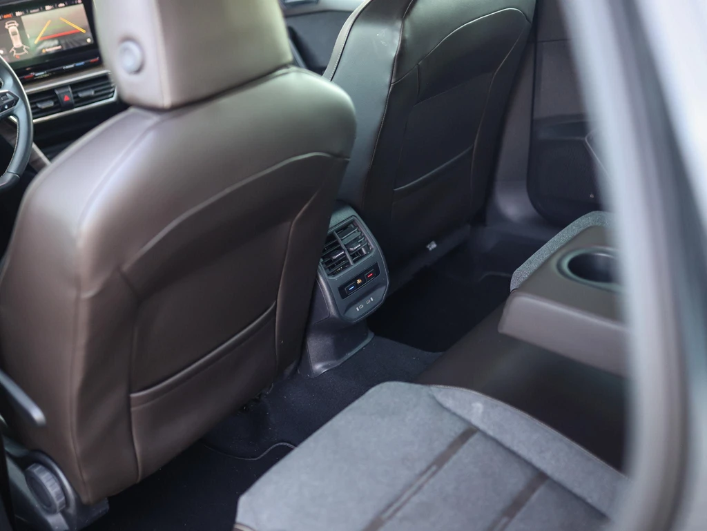 SEAT Leon – foto 24