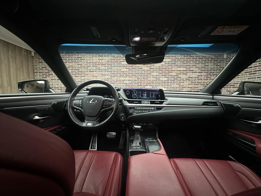 Lexus ES – foto 13