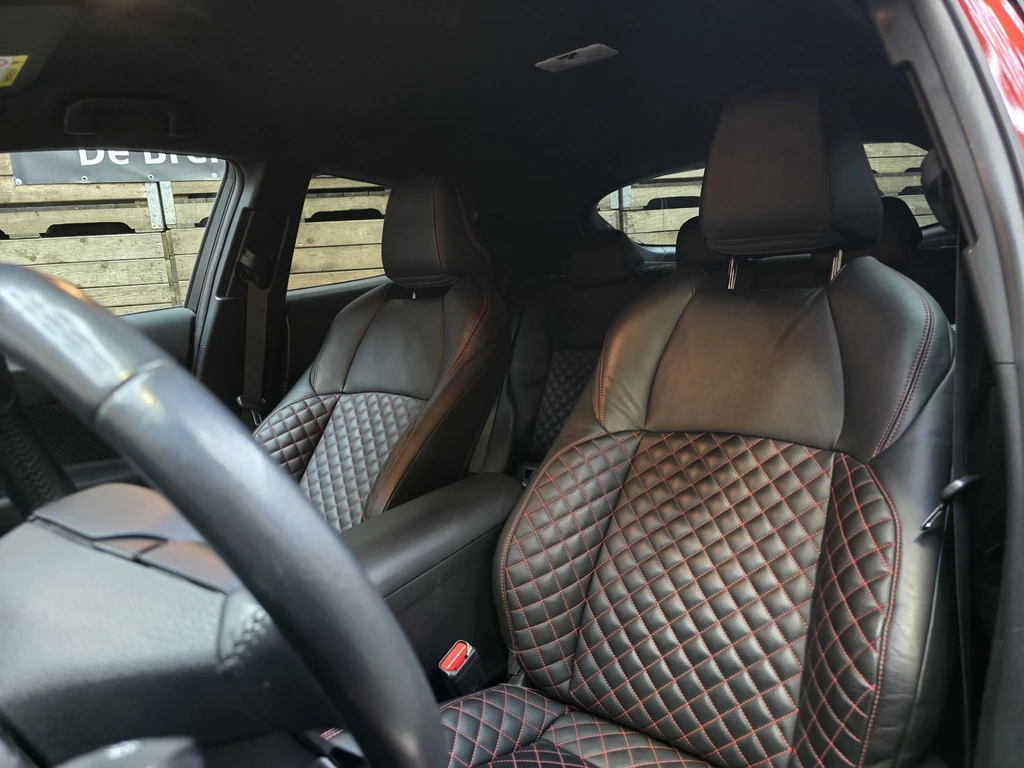 Toyota C-HR – foto 14