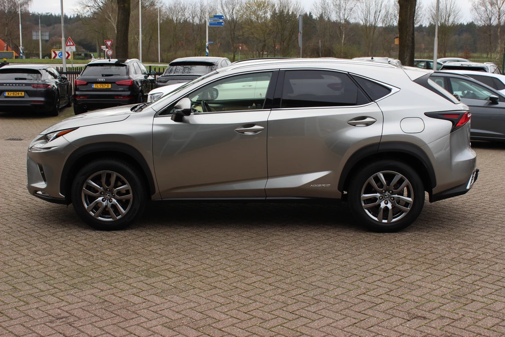 Lexus NX – foto 2