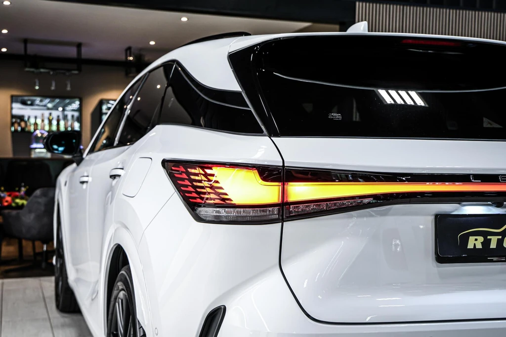 Lexus RX – foto 5