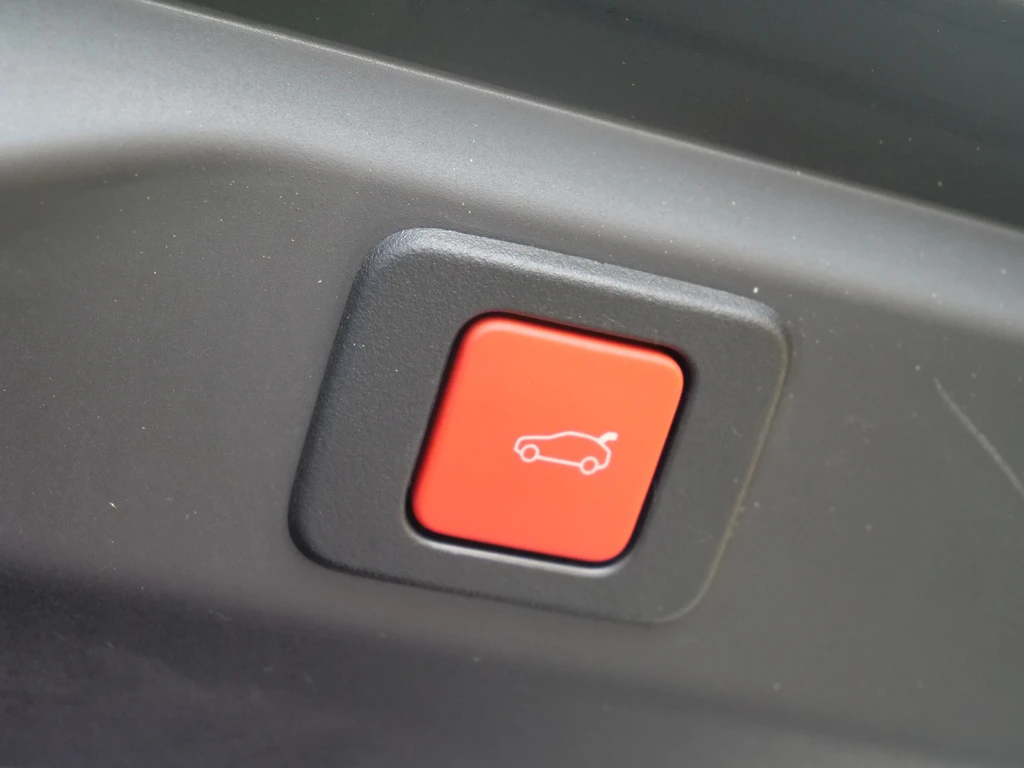 Peugeot e-3008 – foto 31