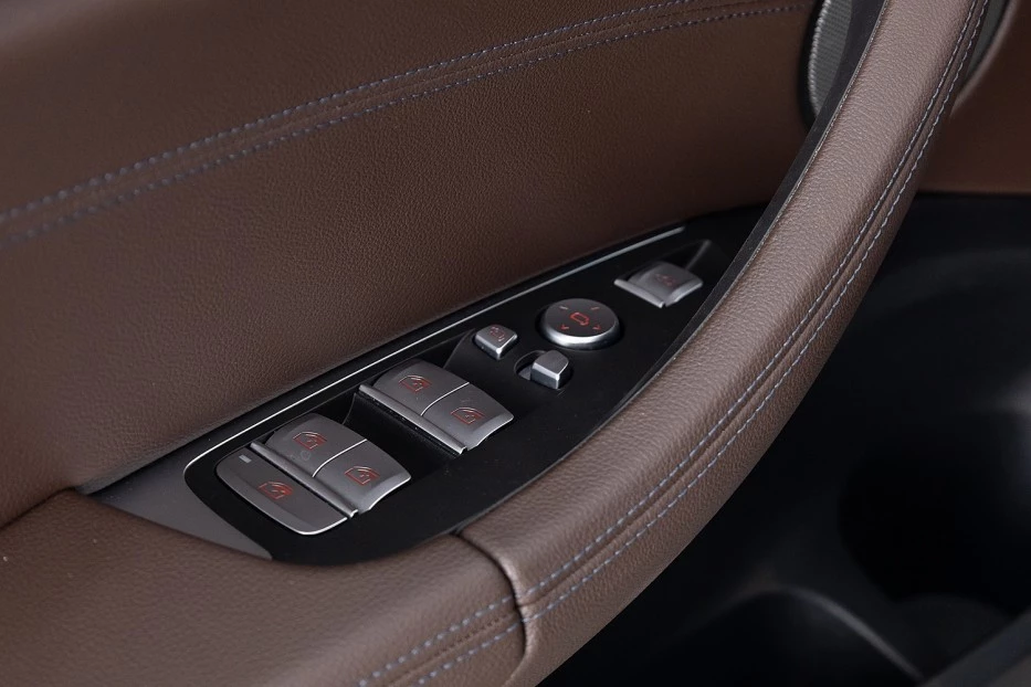 BMW iX3 – foto 25