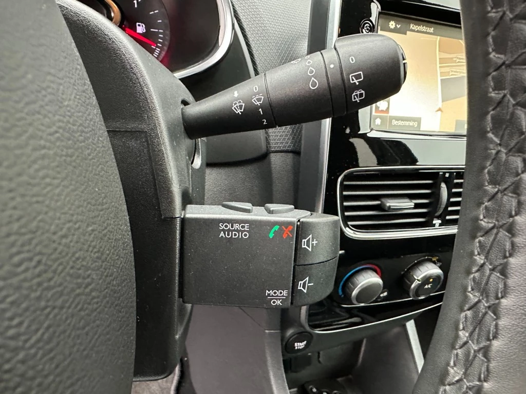 Renault Clio – foto 24