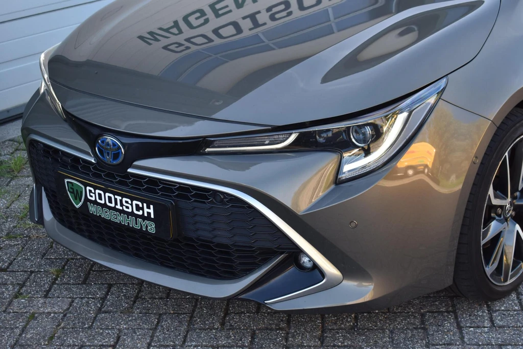 Toyota Corolla Touring Sports – foto 33