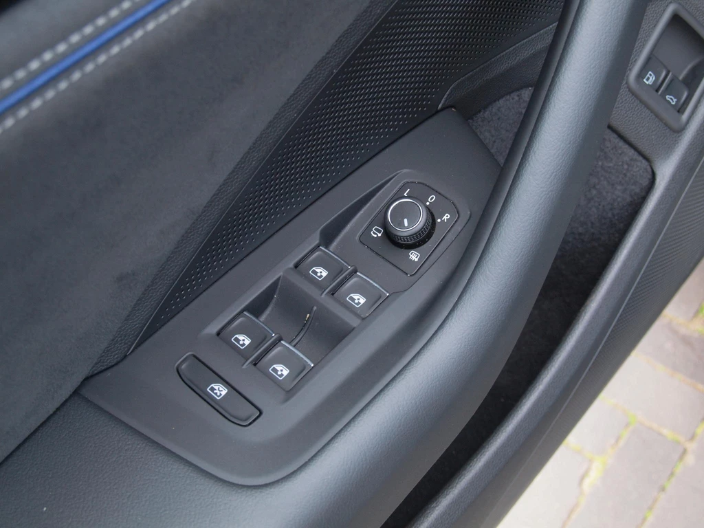 Volkswagen Passat – foto 37