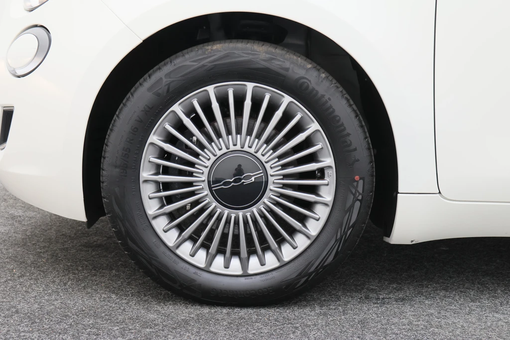 Fiat 500e – foto 22