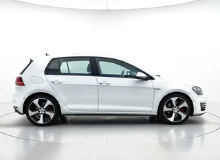 Volkswagen Golf – thumbnail 6