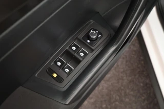 Volkswagen T-Roc – thumbnail 13