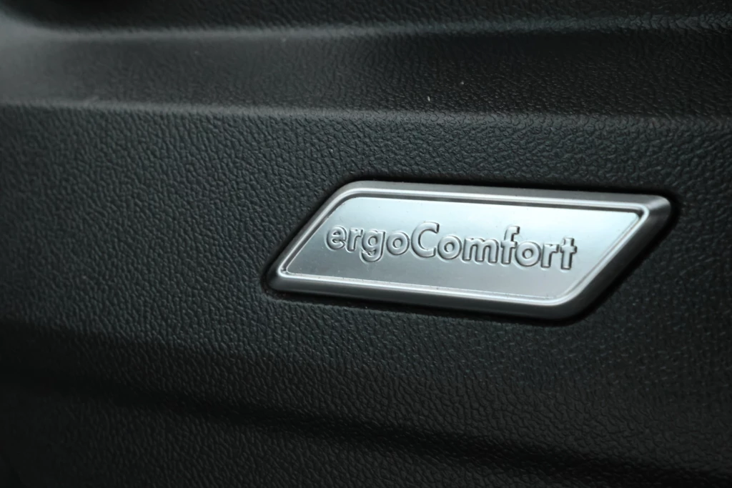 Volkswagen Touareg – foto 18