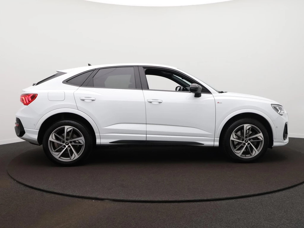 Audi Q3 – foto 8
