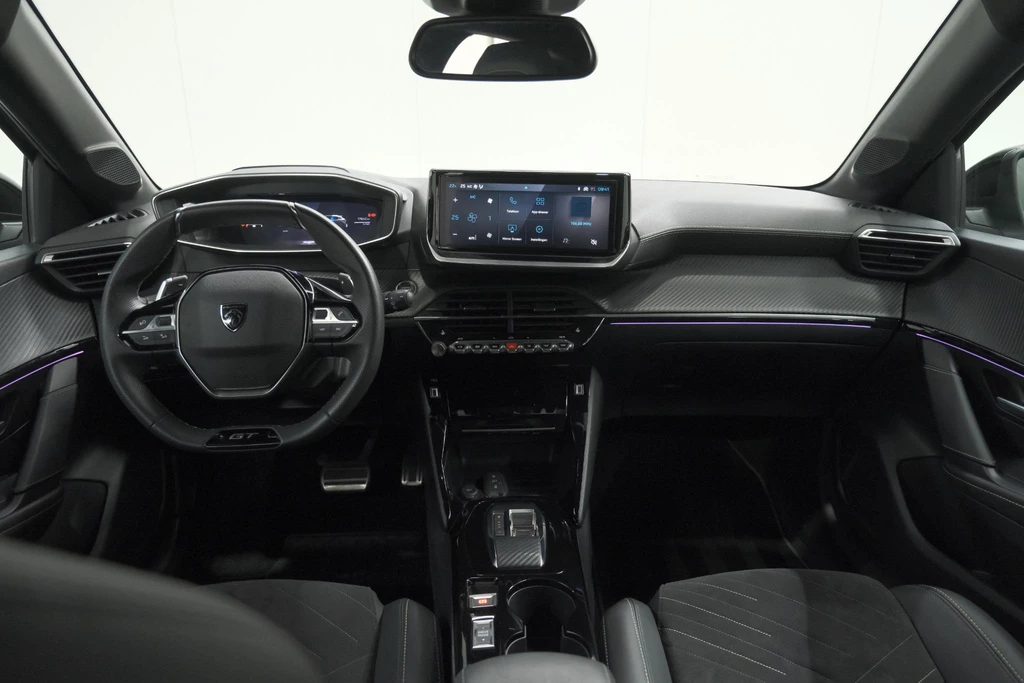 Peugeot 208 – foto 14