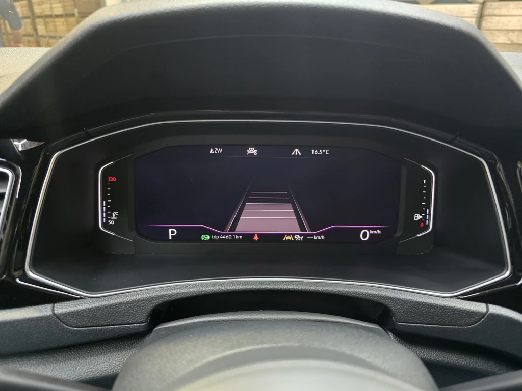 Volkswagen T-Roc – foto 17