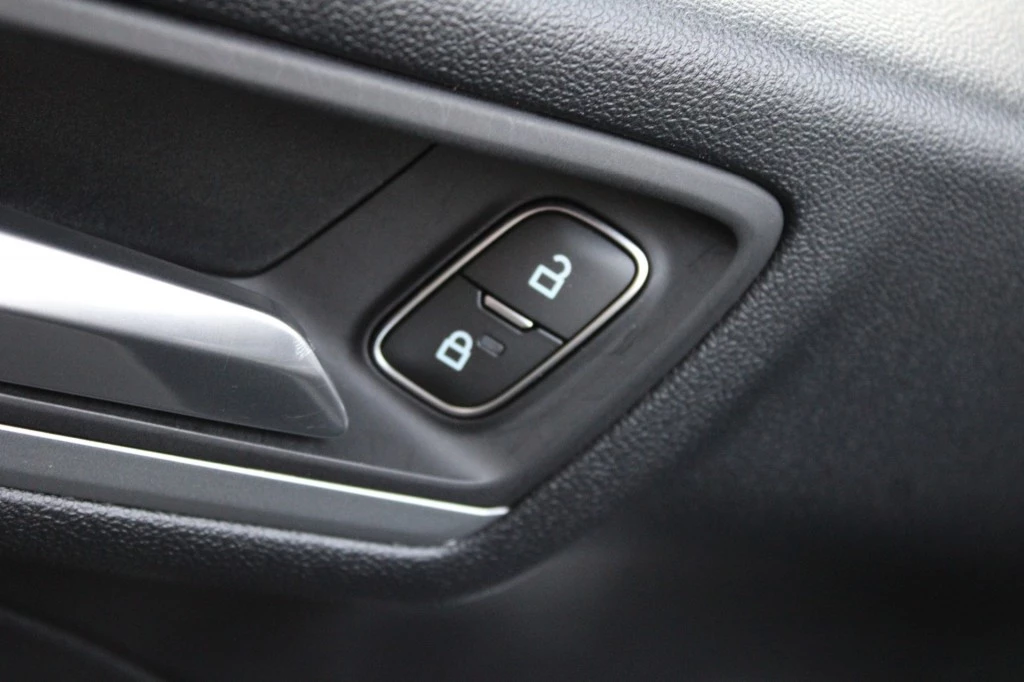 Ford Kuga – foto 29