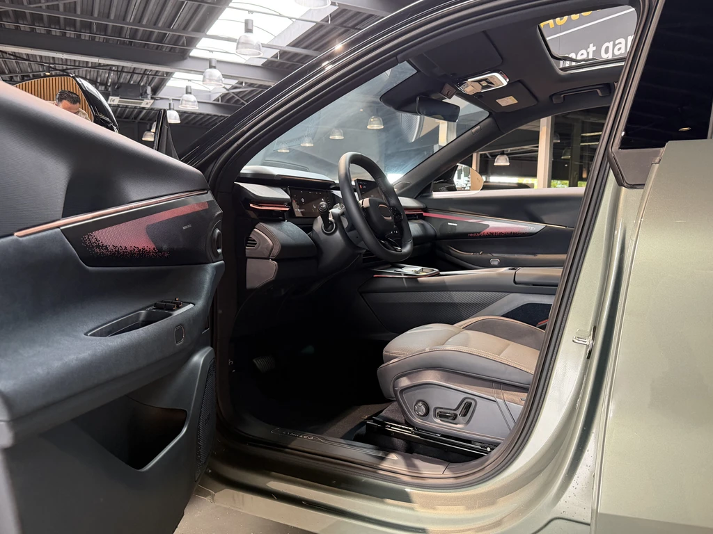 Lynk & Co 08 – foto 17