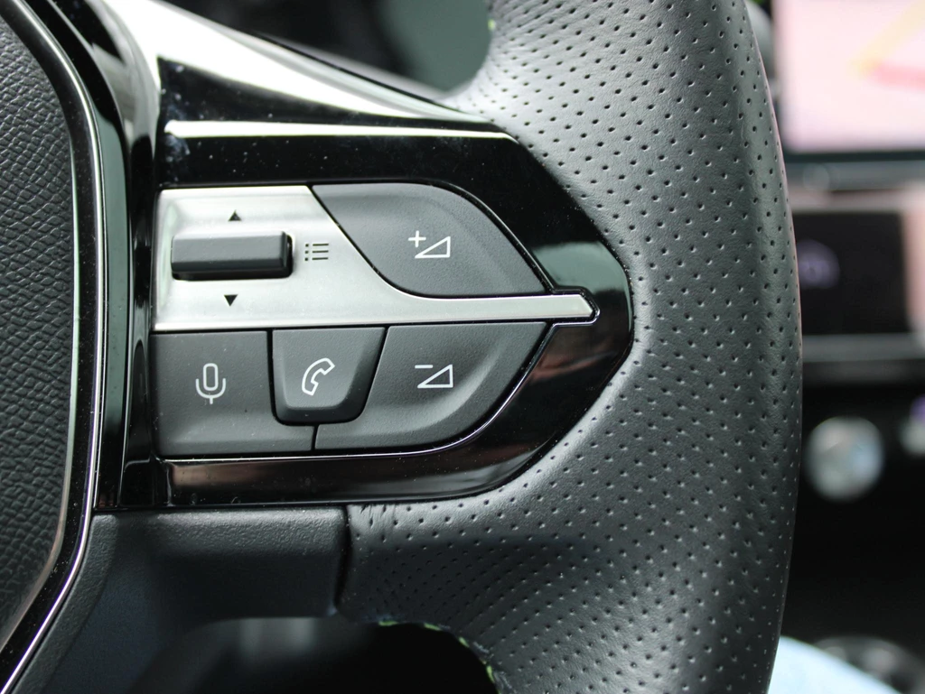 Peugeot e-308 – foto 31