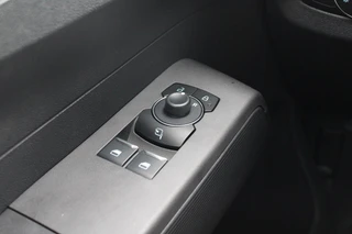 Ford E-Transit Courier – thumbnail 12