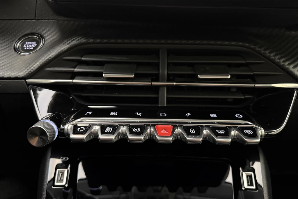 Peugeot 208 – foto 26