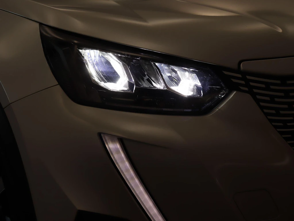 Peugeot e-2008 – foto 22