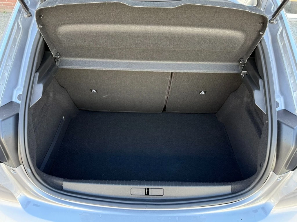 Peugeot 208 – foto 10