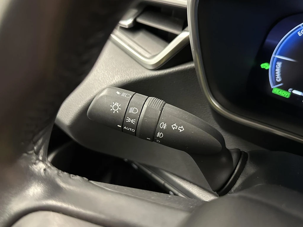 Toyota Corolla Touring Sports – foto 23