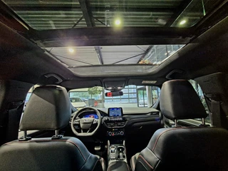 Ford Kuga – thumbnail 11