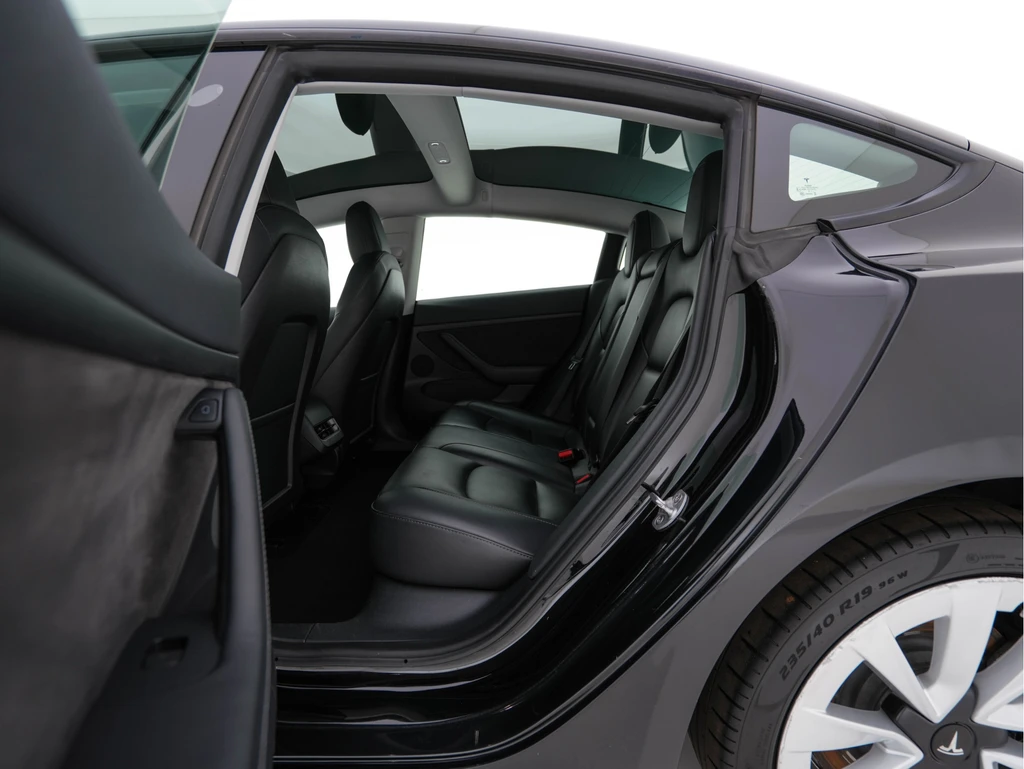 Tesla Model 3 – foto 9