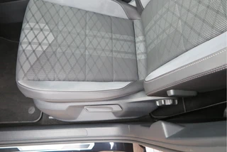 Volkswagen T-Roc – thumbnail 32
