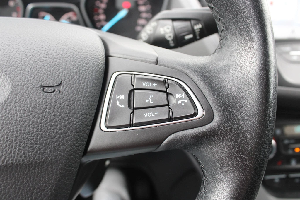 Ford Kuga – foto 13