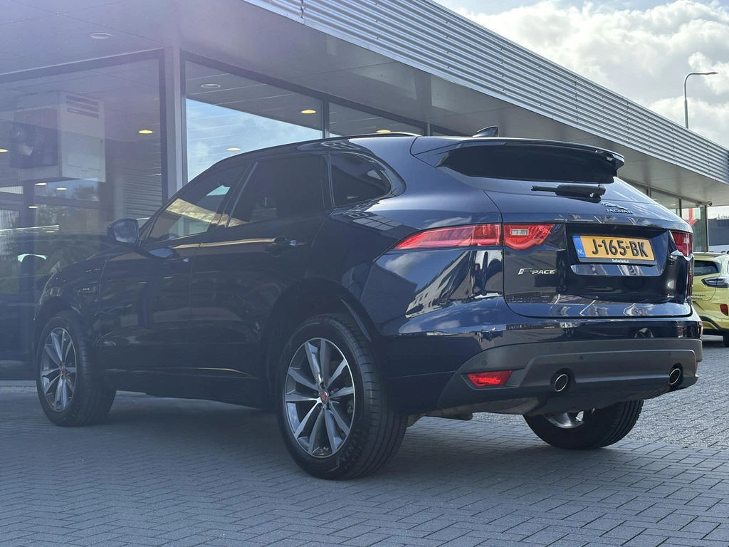 Jaguar F-PACE – foto 3