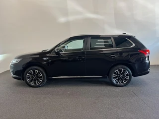 Mitsubishi Outlander – thumbnail 2