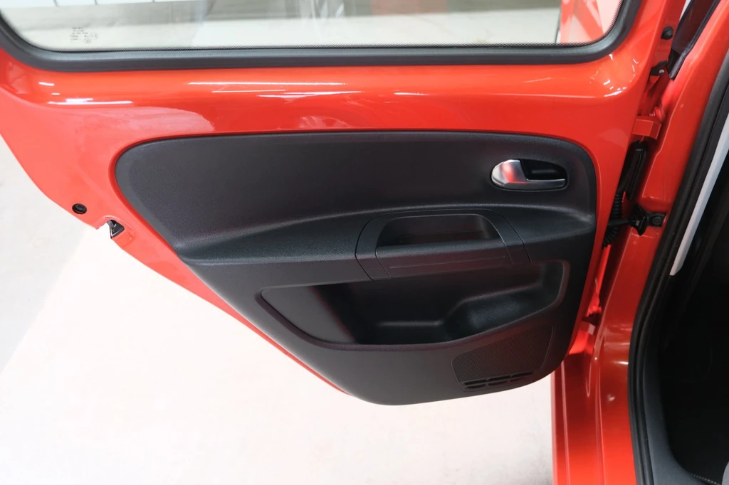 Volkswagen up! – foto 8