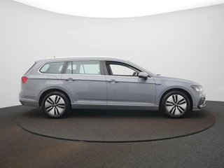 Volkswagen Passat – thumbnail 8