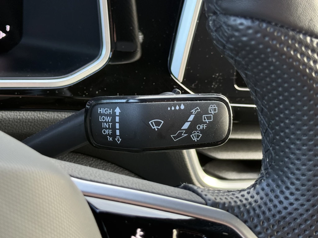 Volkswagen T-Roc – foto 18