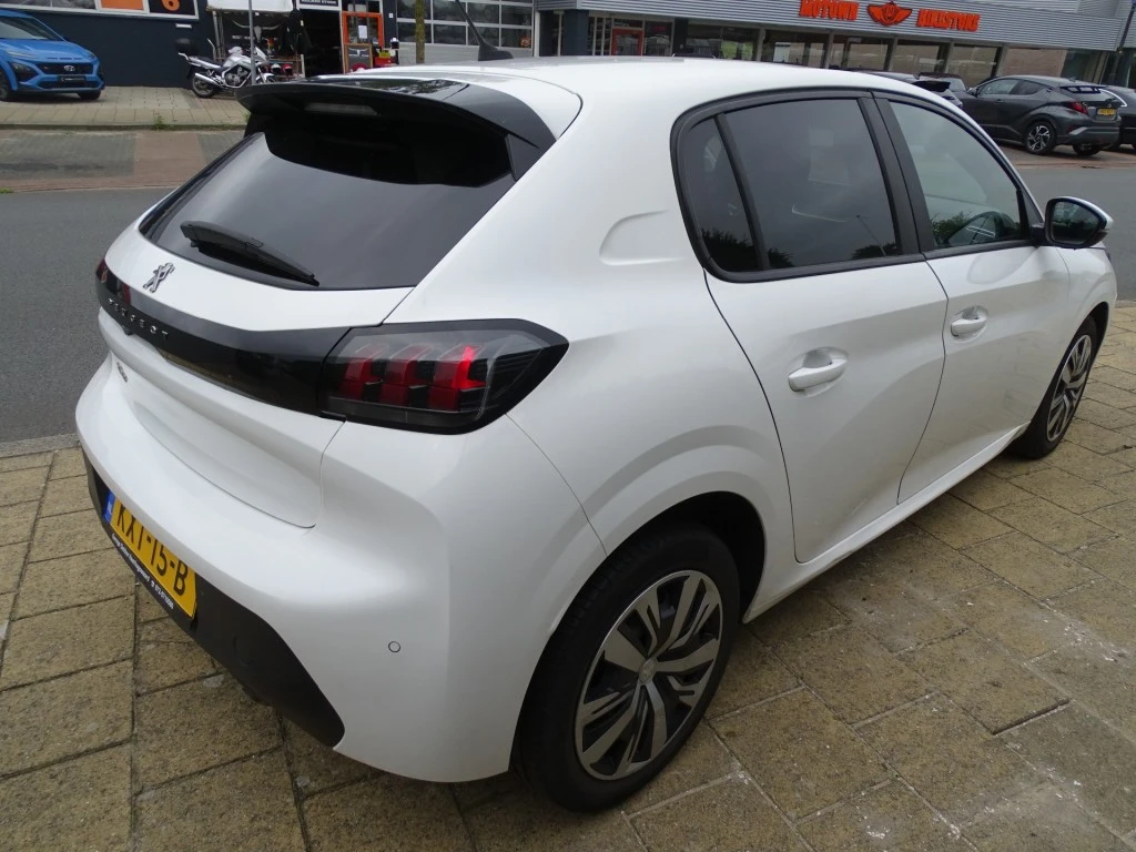 Peugeot 208 – foto 4