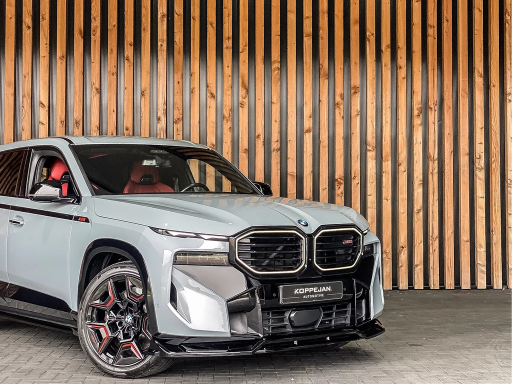BMW XM – foto 15