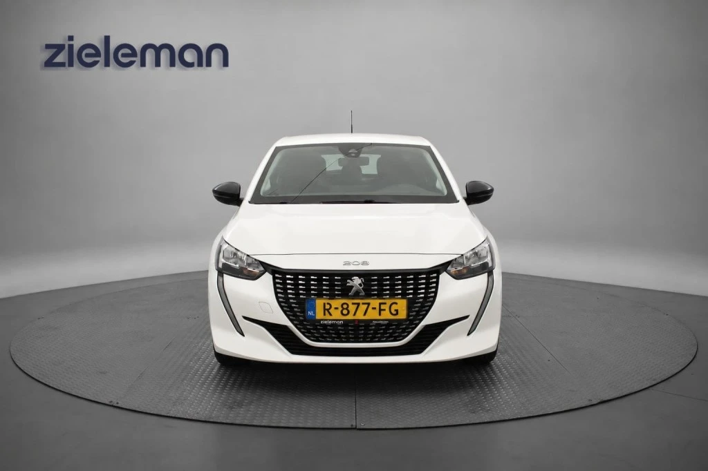 Peugeot 208 – foto 10