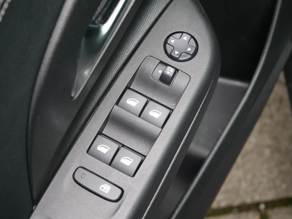 Opel Corsa – foto 24