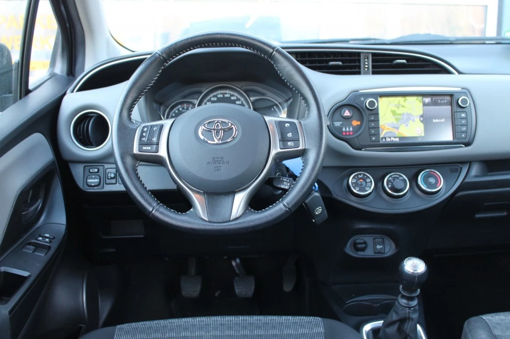 Toyota Yaris – foto 11
