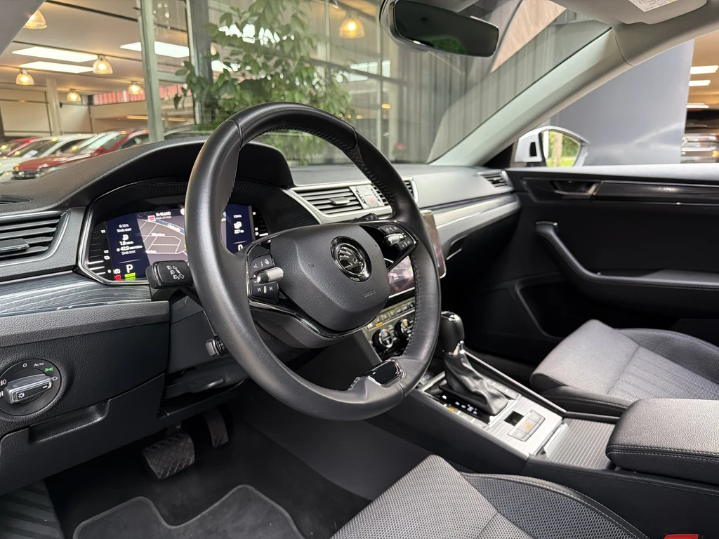 Škoda Superb – foto 40