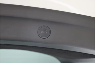 Tesla Model Y – thumbnail 33