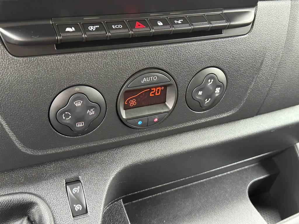 Nissan NV400 – foto 16